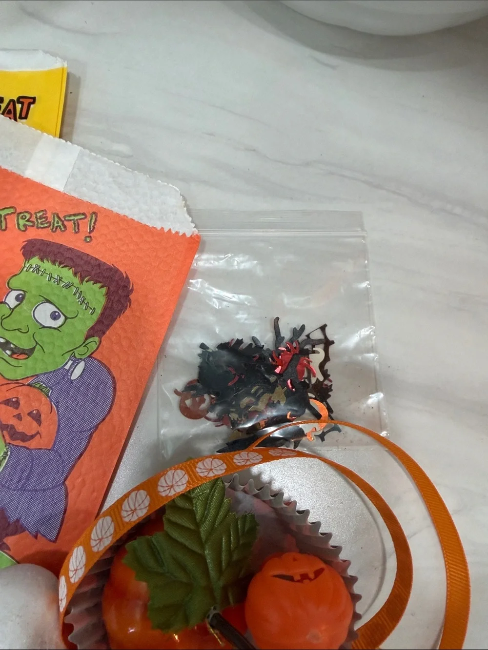 McDonald’s vintage Halloween Ghost bucket Craft Kit